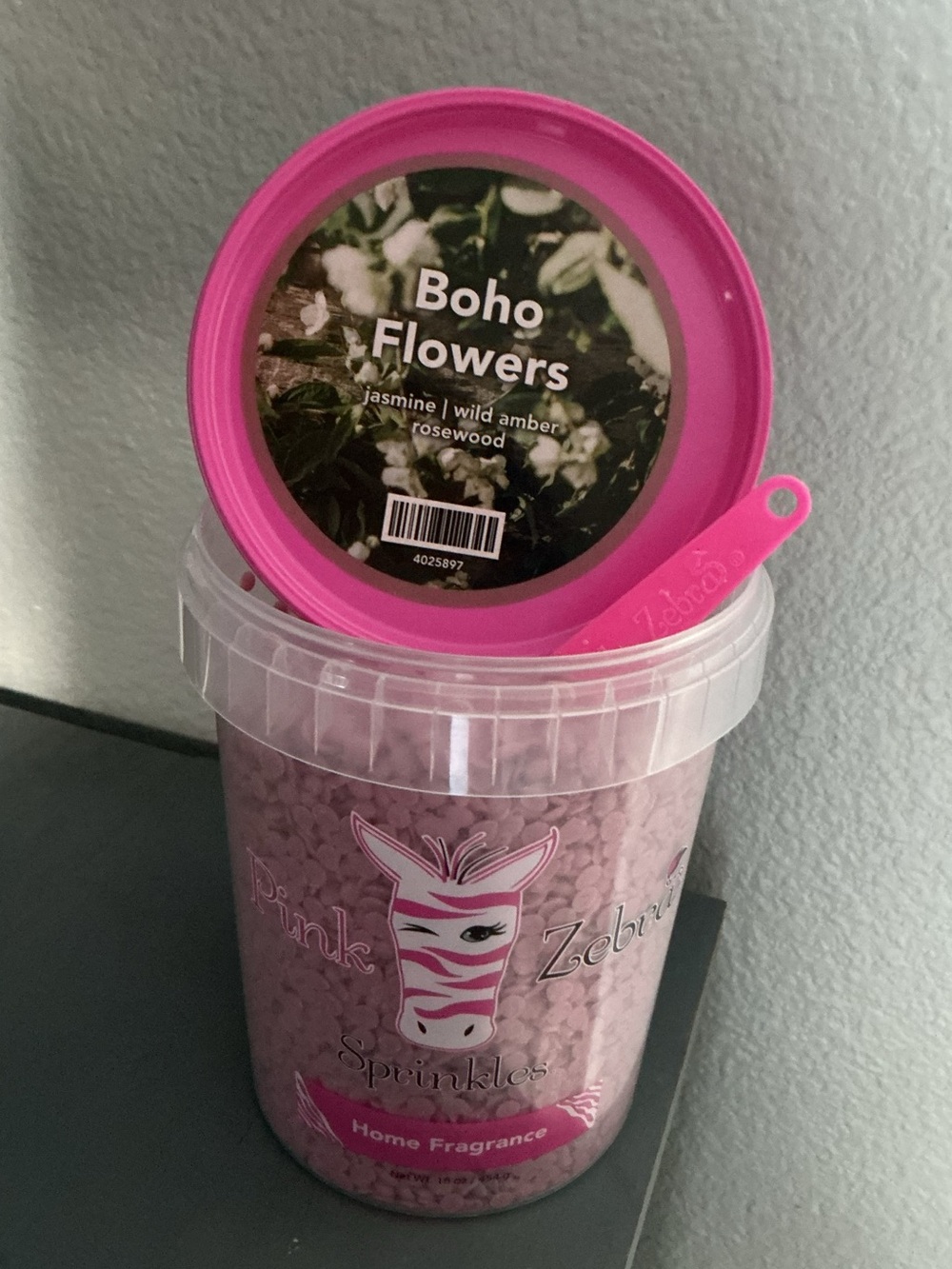Boho Flowers Pink Zebra Wax Melts in a 4 oz blend bag